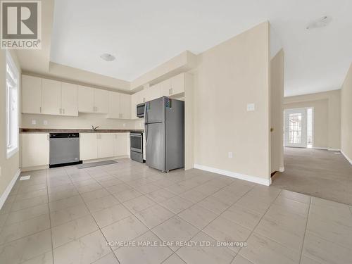 41 - 88 Decorso Drive, Guelph, ON - Indoor Photo Showing Kitchen