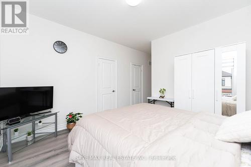 3 Grierson Tr, Hamilton, ON - Indoor Photo Showing Bedroom