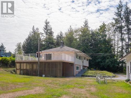 7151 Boswell Street, Powell River, BC - Outdoor