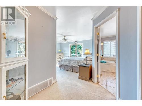 78 Spruce Drive, Vernon, BC - Indoor Photo Showing Bedroom