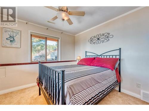 78 Spruce Drive, Vernon, BC - Indoor Photo Showing Bedroom