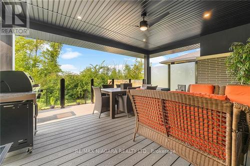 21 Taliesin Tr, Welland, ON - Outdoor With Deck Patio Veranda With Exterior