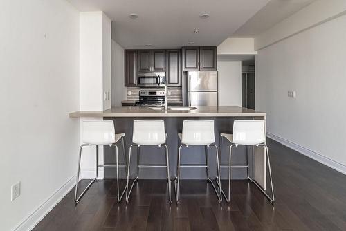 427 Aberdeen Avenue|Unit #305, Hamilton, ON - Indoor Photo Showing Kitchen With Stainless Steel Kitchen