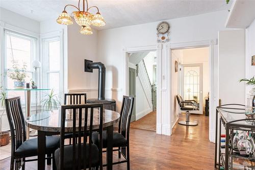 124 Main Street W, Port Colborne, ON - Indoor Photo Showing Dining Room