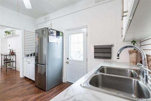 124 Main Street W, Port Colborne, ON - Indoor Photo Showing Kitchen With Double Sink