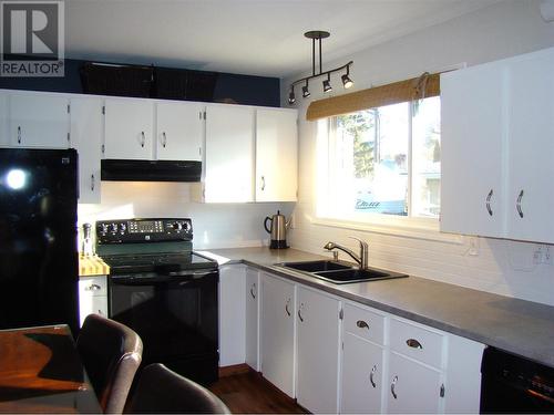 2927 Gorman Road, West Kelowna, BC - Indoor Photo Showing Kitchen With Double Sink