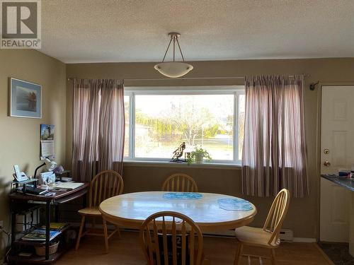 172 Mcgowan Road, Oliver, BC - Indoor Photo Showing Dining Room