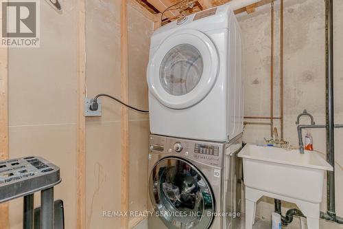 1150 Upper Wentworth St, Hamilton, ON - Indoor Photo Showing Laundry Room