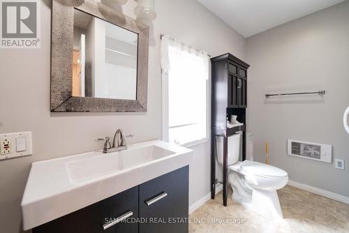 187 Erie St, Port Colborne, ON - Indoor Photo Showing Bathroom