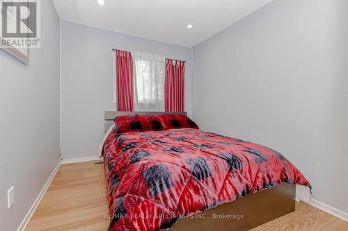 29 Sandringham Court, Brampton, ON - Indoor Photo Showing Bedroom