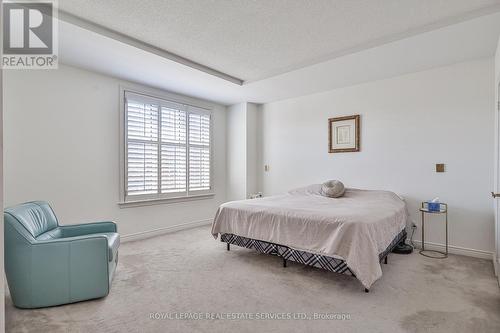 129 - 2289 Lake Shore Boulevard W, Toronto, ON - Indoor Photo Showing Bedroom
