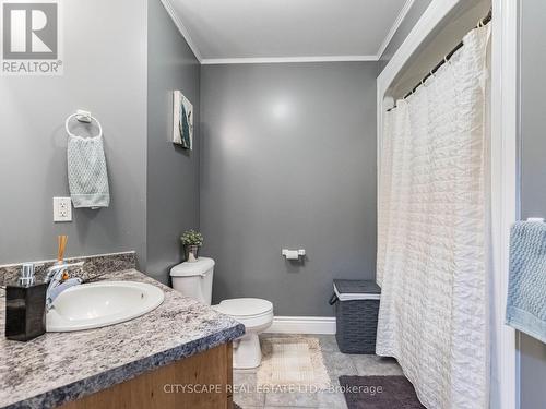 271 Thompson Road, Orangeville, ON - Indoor Photo Showing Bathroom
