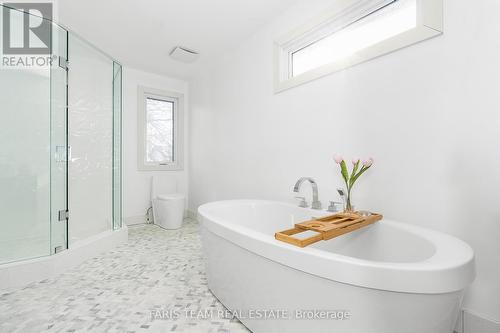 19 George St, Innisfil, ON - Indoor Photo Showing Bathroom