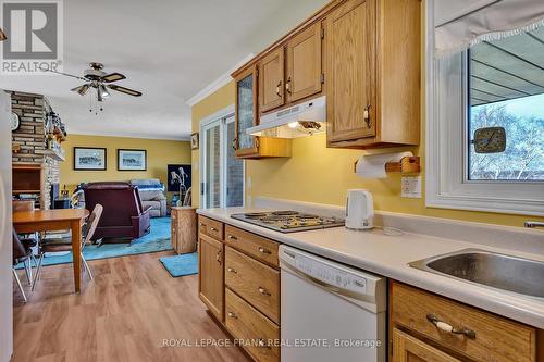1790 Westview Point Rd, Smith-Ennismore-Lakefield, ON - Indoor Photo Showing Kitchen