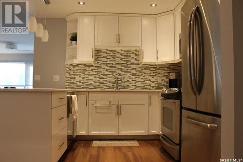 301 2300 Broad Street, Regina, SK - Indoor Photo Showing Kitchen With Upgraded Kitchen