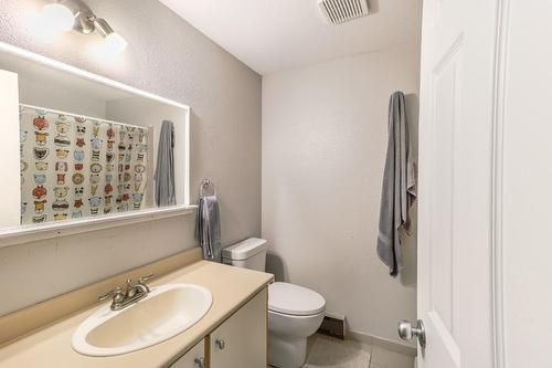 1028 - 930 Dogwood Drive, Kimberley, BC - Indoor Photo Showing Bathroom