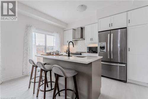 9 Sora Lane, Guelph, ON - Indoor Photo Showing Kitchen With Upgraded Kitchen