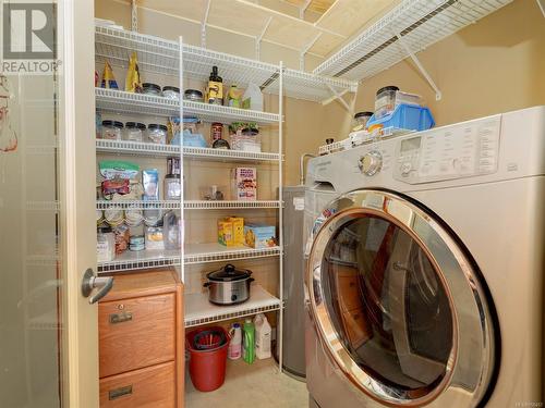 412 455 Sitkum Rd, Victoria, BC - Indoor Photo Showing Laundry Room