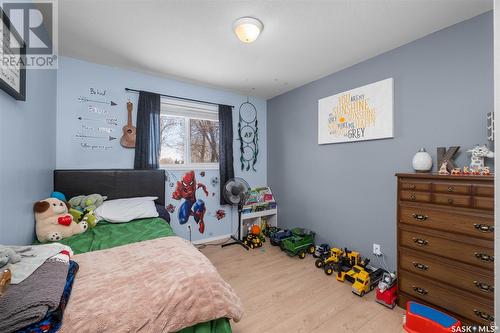 607 2Nd Avenue W, Shellbrook, SK - Indoor Photo Showing Bedroom