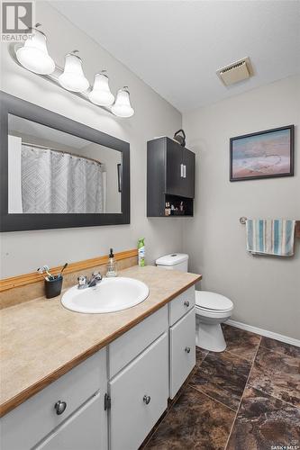 607 2Nd Avenue W, Shellbrook, SK - Indoor Photo Showing Bathroom