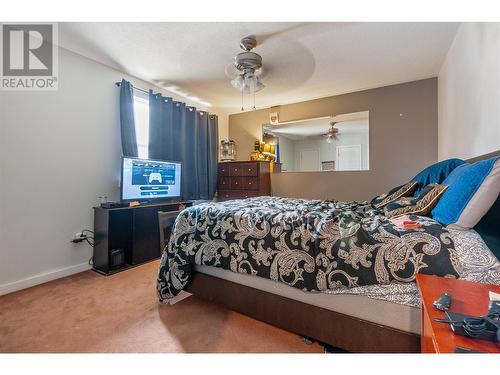 6026 Kootenay Street, Oliver, BC - Indoor Photo Showing Bedroom