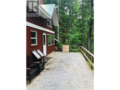 12 Hummingbird Cove, Seymour Arm, BC - Outdoor With Exterior