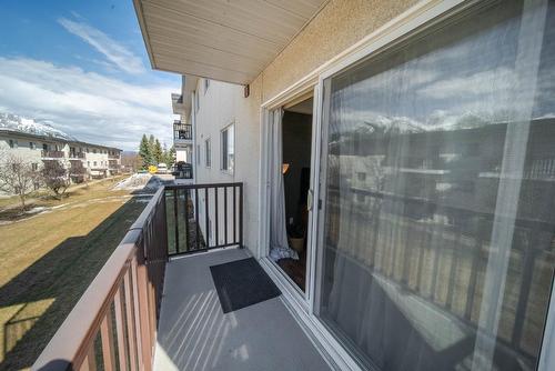 201 - 51 Ridgemont Drive, Fernie, BC - Outdoor With Exterior