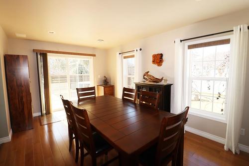 2275 Selkirk Place, Grand Forks, BC - Indoor Photo Showing Dining Room