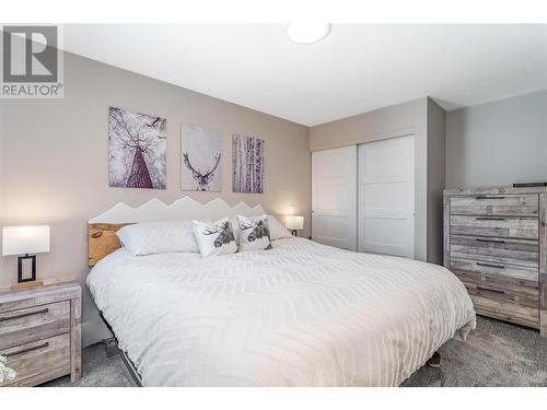 5030 Snowbird Way Unit# 202, Kelowna, BC - Indoor Photo Showing Bedroom