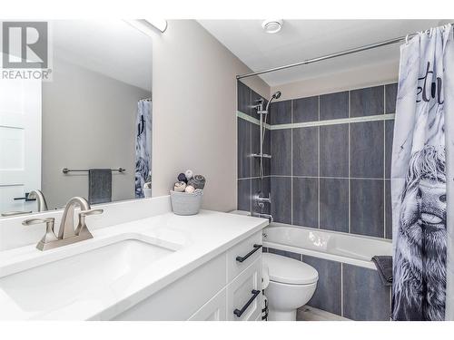 5030 Snowbird Way Unit# 202, Kelowna, BC - Indoor Photo Showing Bathroom