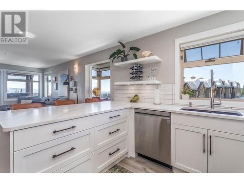 5030 Snowbird Way Unit# 202, Kelowna, BC - Indoor Photo Showing Kitchen