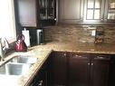 15-6910 Kalar Rd, Niagara Falls, ON  - Indoor Photo Showing Kitchen With Double Sink 