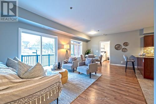 #202 -50 Mill St N, Port Hope, ON - Indoor Photo Showing Living Room