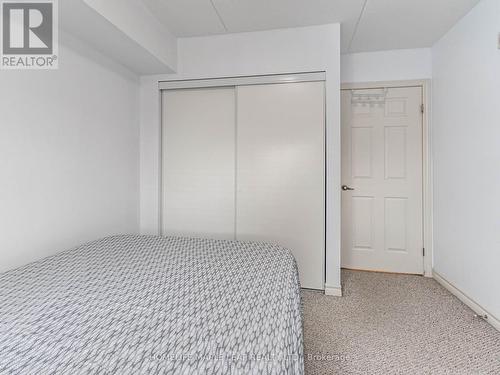 202 - 45 Kingsbury Square, Guelph, ON - Indoor Photo Showing Bedroom