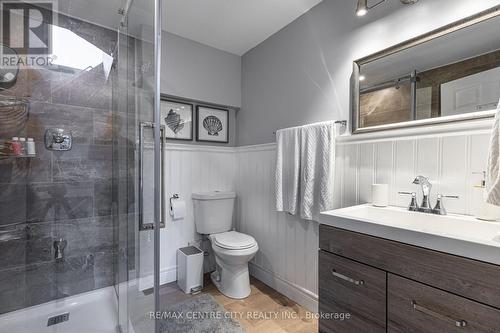 215 Vimy Rdge W, Central Elgin, ON - Indoor Photo Showing Bathroom