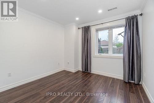 12 Bankfield Cres, Hamilton, ON - Indoor Photo Showing Other Room