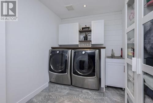 375753 Sixth Line, Amaranth, ON - Indoor Photo Showing Laundry Room