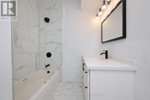375753 Sixth Line, Amaranth, ON - Indoor Photo Showing Bathroom