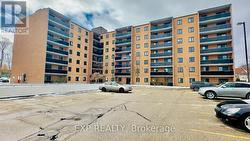 #302 -29 WEST AVE  Kitchener, ON N2M 5E4
