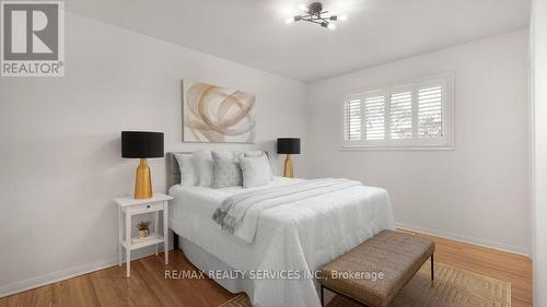 2 Anderson St, St. Catharines, ON - Indoor Photo Showing Bedroom