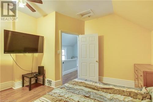 14 Alma St, St. Thomas, ON - Indoor Photo Showing Other Room