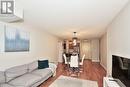 #426 -18 Harding Blvd, Richmond Hill, ON  - Indoor Photo Showing Living Room 