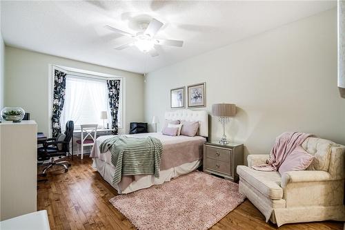 97 Sandollar Drive, Mount Hope, ON - Indoor Photo Showing Bedroom