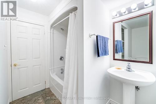 46 Aino Beach Rd, Kawartha Lakes, ON - Indoor Photo Showing Bathroom