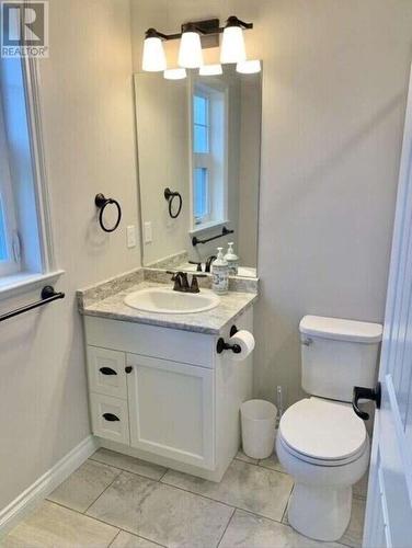 2450 Radio Tower Road Unit# 67 Lot# 67, Oliver, BC - Indoor Photo Showing Bathroom