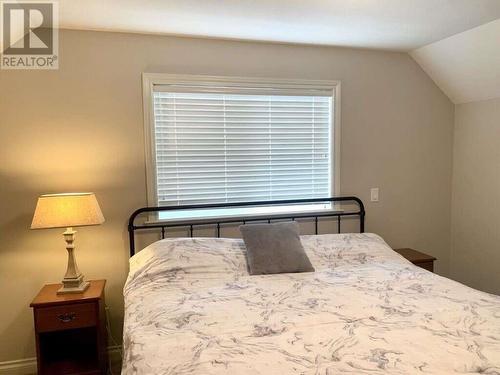 2450 Radio Tower Road Unit# 67 Lot# 67, Oliver, BC - Indoor Photo Showing Bedroom