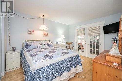 48 Townline Rd W, St. Catharines, ON - Indoor Photo Showing Bedroom