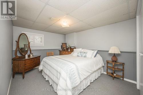 48 Townline Rd W, St. Catharines, ON - Indoor Photo Showing Bedroom