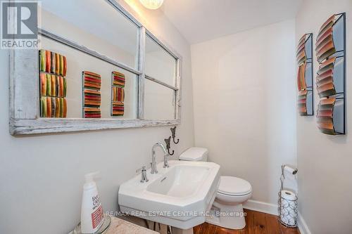 7684 Wellington Rd 11 Rd, Mapleton, ON - Indoor Photo Showing Bathroom