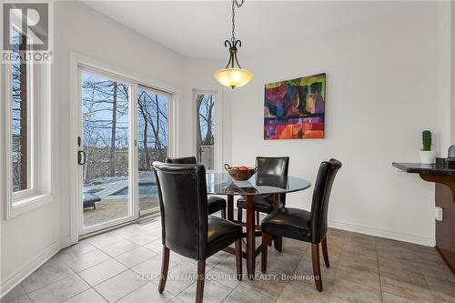 31 Ormerod Clse, Hamilton, ON - Indoor Photo Showing Dining Room